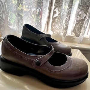 Dansko slip on clogs / mary janes with button closure, size 41